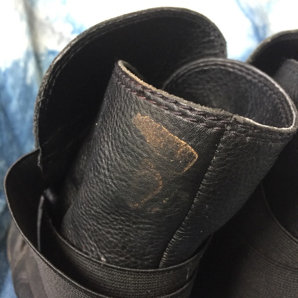 Black leather moto boots - Picture 5 of 7